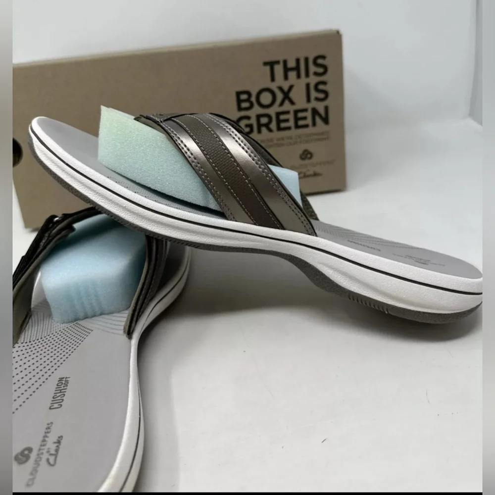 Clarks Breeze Sea‎ Women's Sandals Comfort Flip Flops Pewter Size 10 M